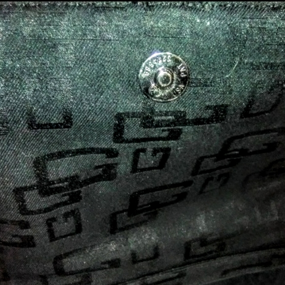 Guess small Satchel Purse hand bag Logo magnetic closure zippered inner … - Picture 6 of 7